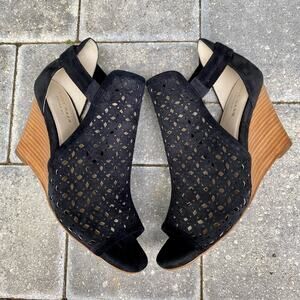 Cole Haan Women's Edie Wedge Bootie Black Suede W16306 size 7B